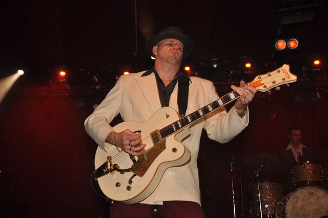min 2012 03 16 cabaret sauvage 262